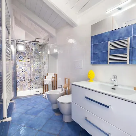 דירה De Vivo Realty - Bells *